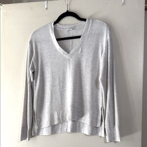 Z SUPPLY V neck sweater